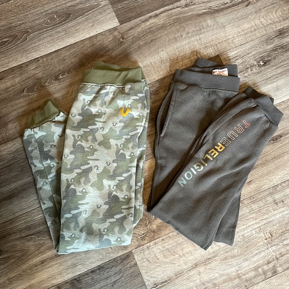 Set of boys True Religion sweatpants - Picture 1 of 5